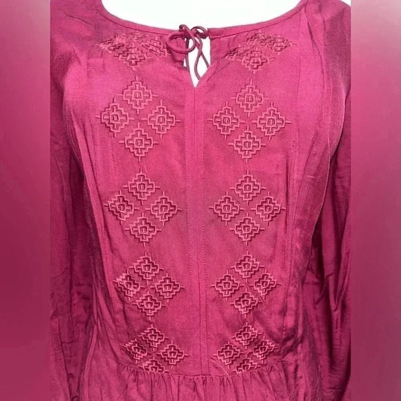 Liz Claiborne Women’s Burgundy Boho Style Blouse/Top Tie Front 3/4 Sleeves XL - Picture 2 of 3